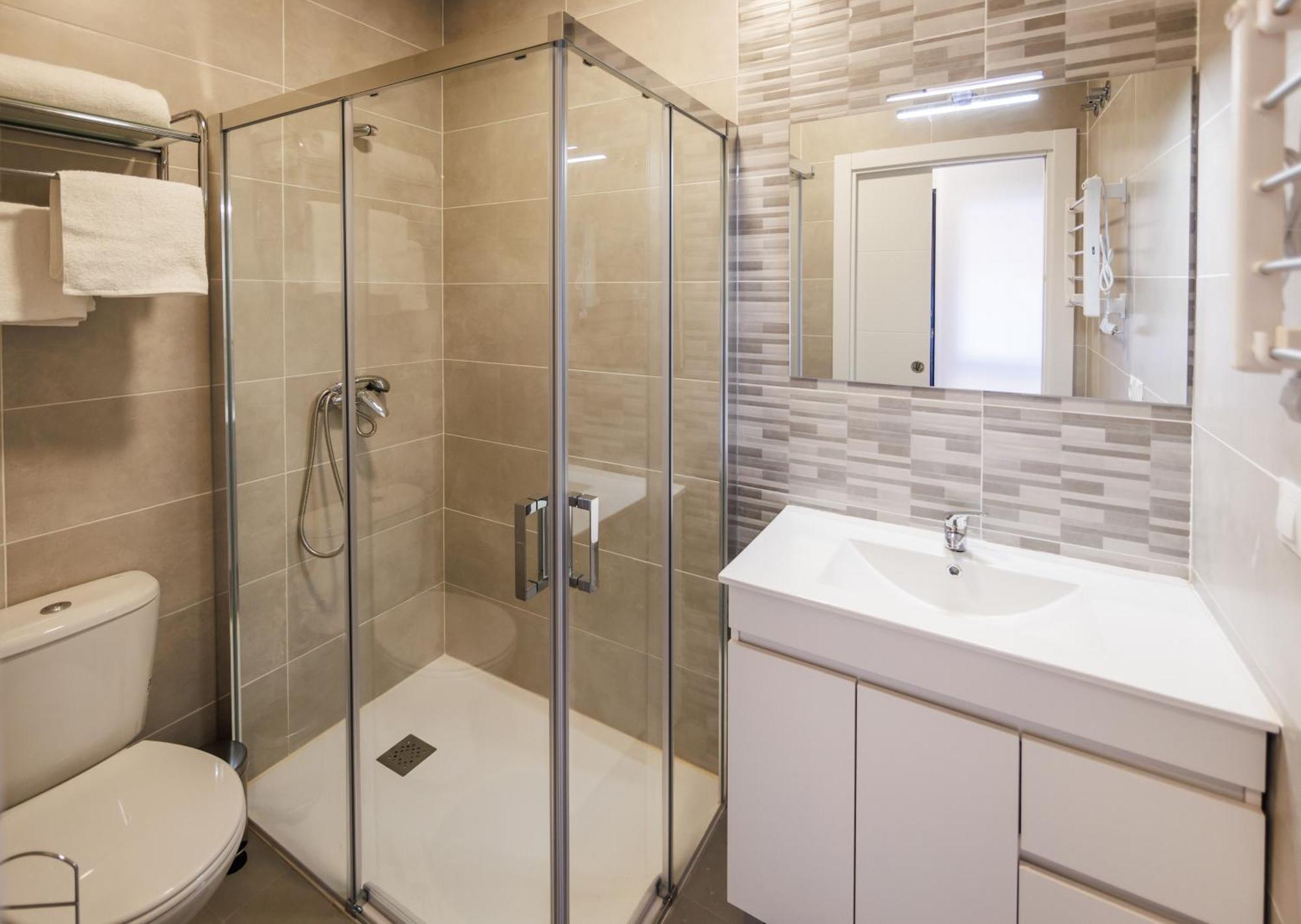 Apartamentos Luxury Suites Syrah アルメンドラレホ エクステリア 写真
