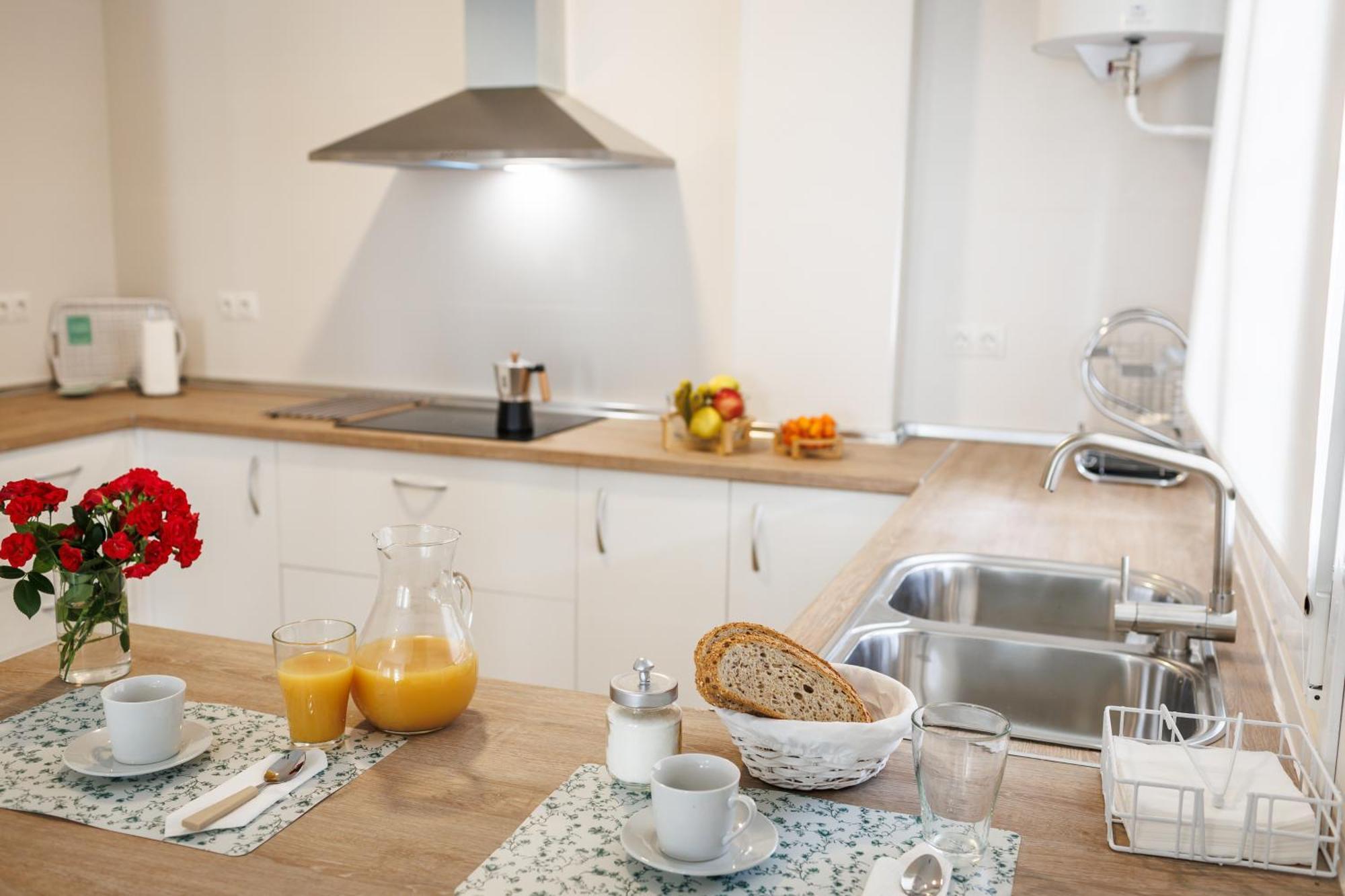 Apartamentos Luxury Suites Syrah アルメンドラレホ エクステリア 写真